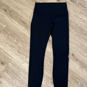 Lululemon black 7/8 leggings size 4